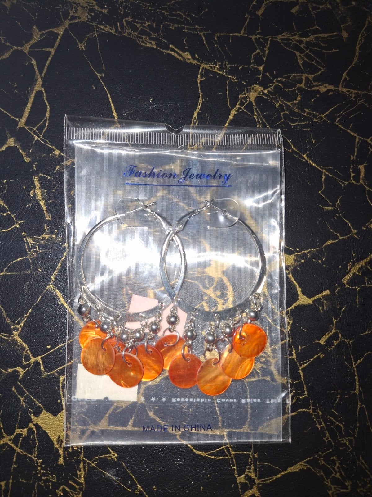 Nieuwe zilverkleurige oorringen met oranje hangers, Overige materialen, Hangers, Nieuw, Oranje