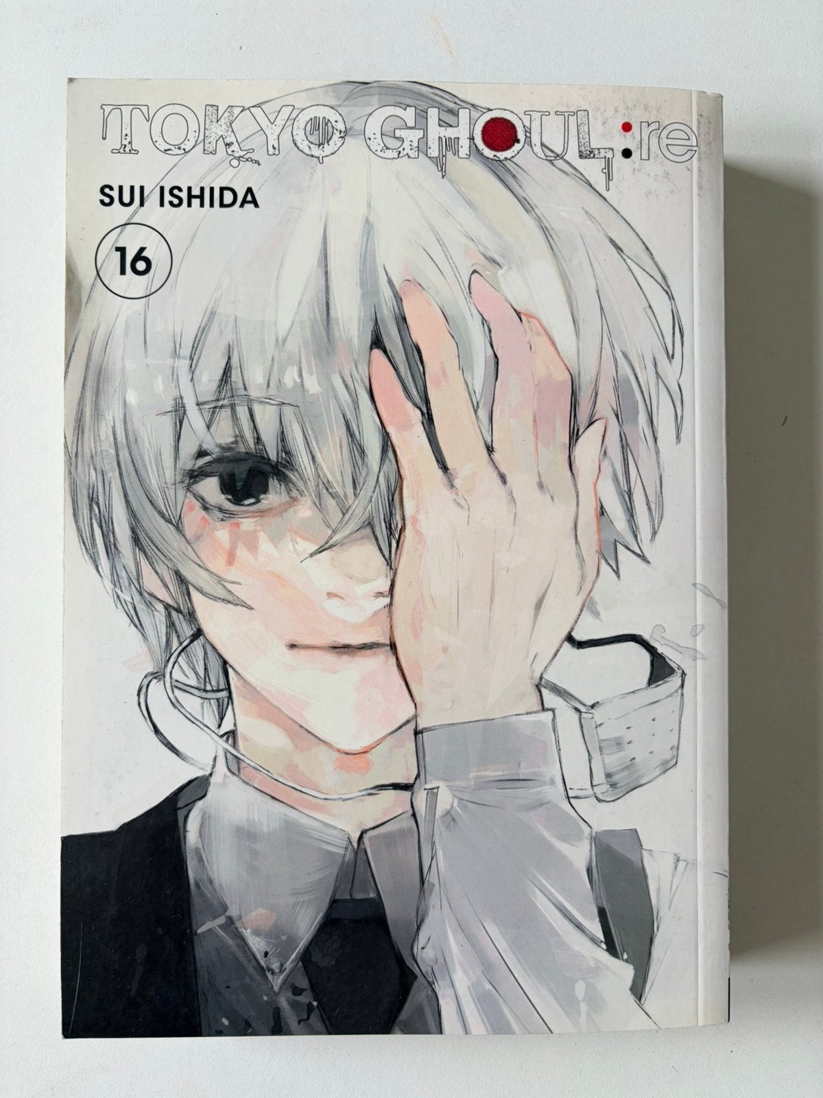 Manga: Tokyo Ghoul:re, vol. 16 (Engels), Boeken, Eén comic, Ophalen of Verzenden, Zo goed als nieuw, Japan (Manga)