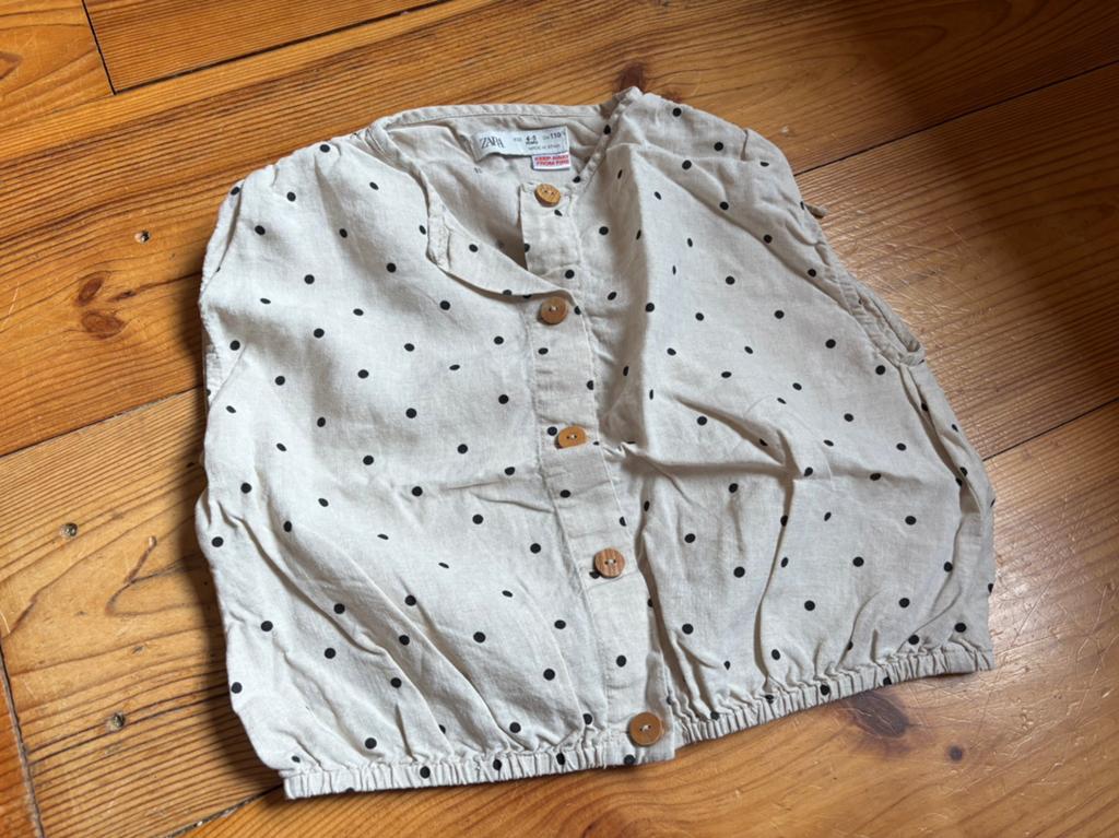 Mooie Zara linnen blouse mt 110 zgan, Ophalen of Verzenden, Zo goed als nieuw, Meisje, Overhemd of Blouse