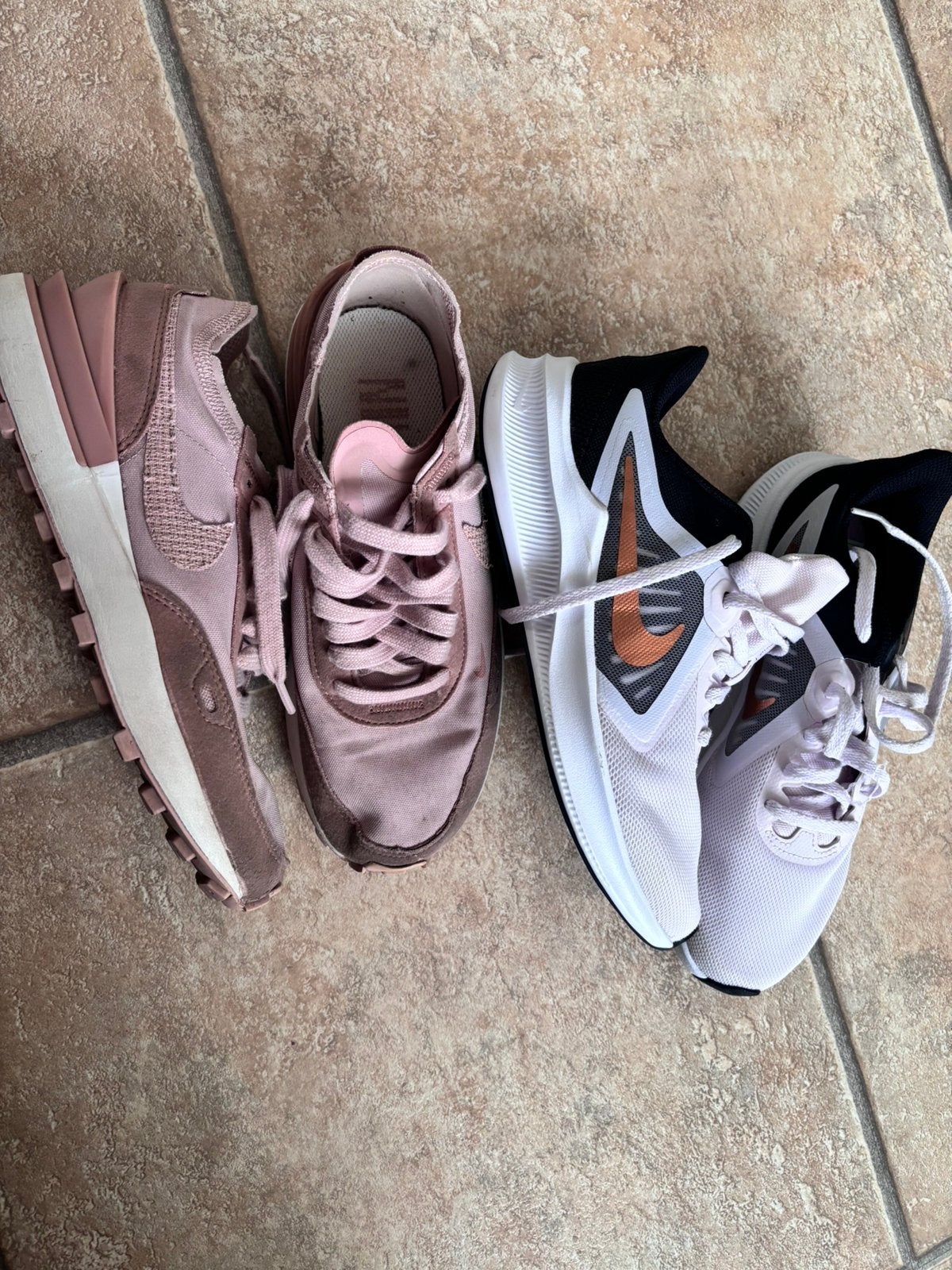 Nıke dames schoen 37,5.Per stuks, Ophalen of Verzenden, Zo goed als nieuw, Sneakers of Gympen