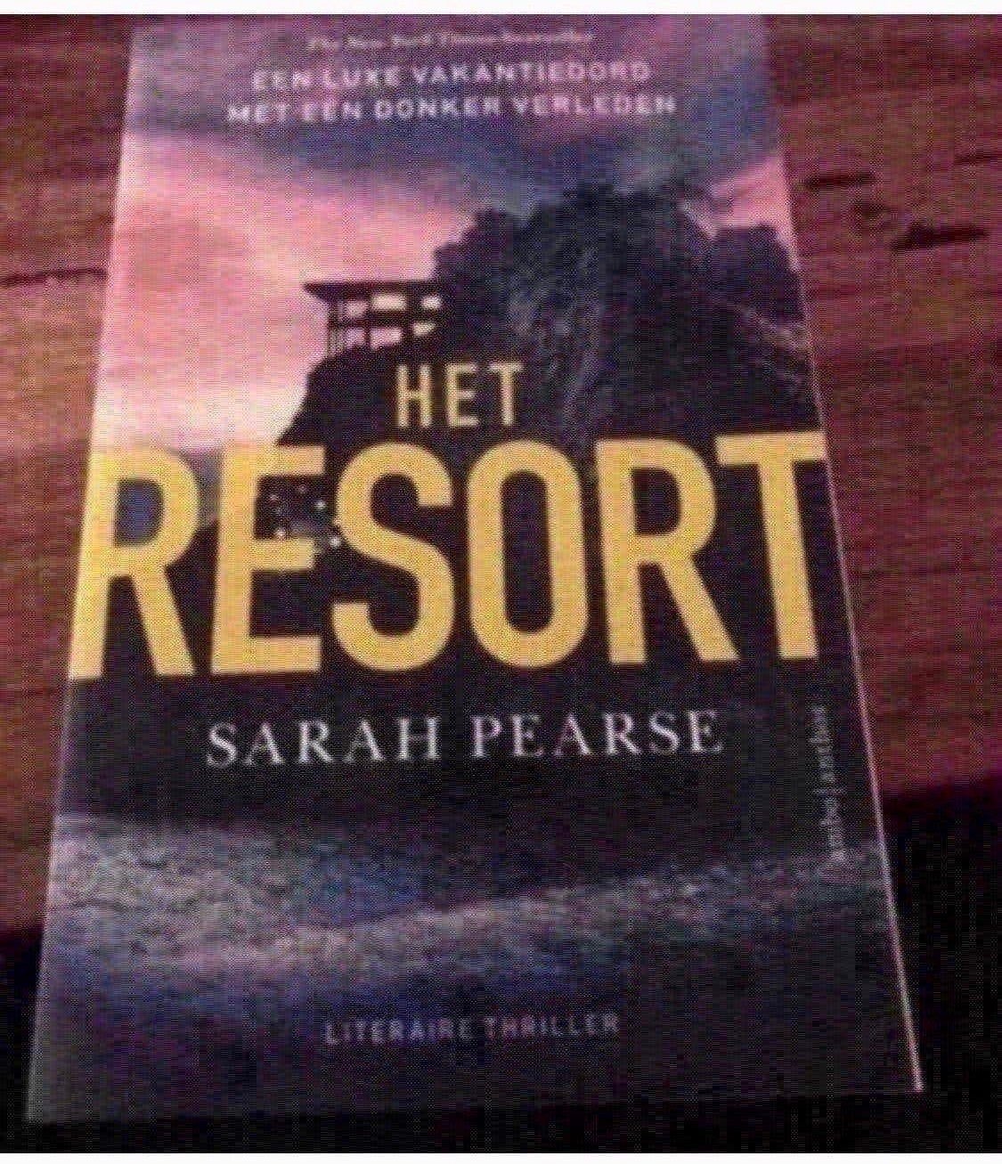 Het resort, Ophalen, Gelezen