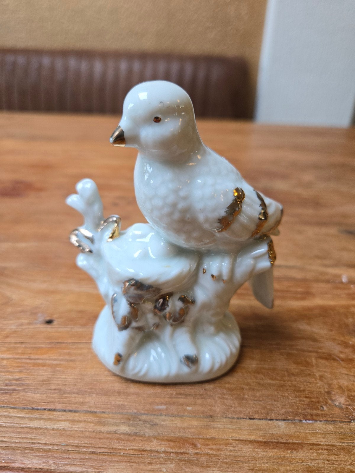 Schattige Porseleinen Vogel, Wit met goud, Ophalen of Verzenden