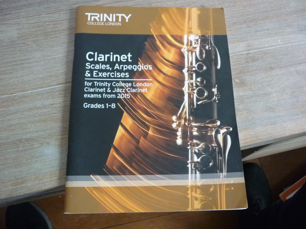 Clarinet -scales, arpeggios & exercises - grades 1-8, Gebruikt, Klassiek, Ophalen of Verzenden, Klarinet