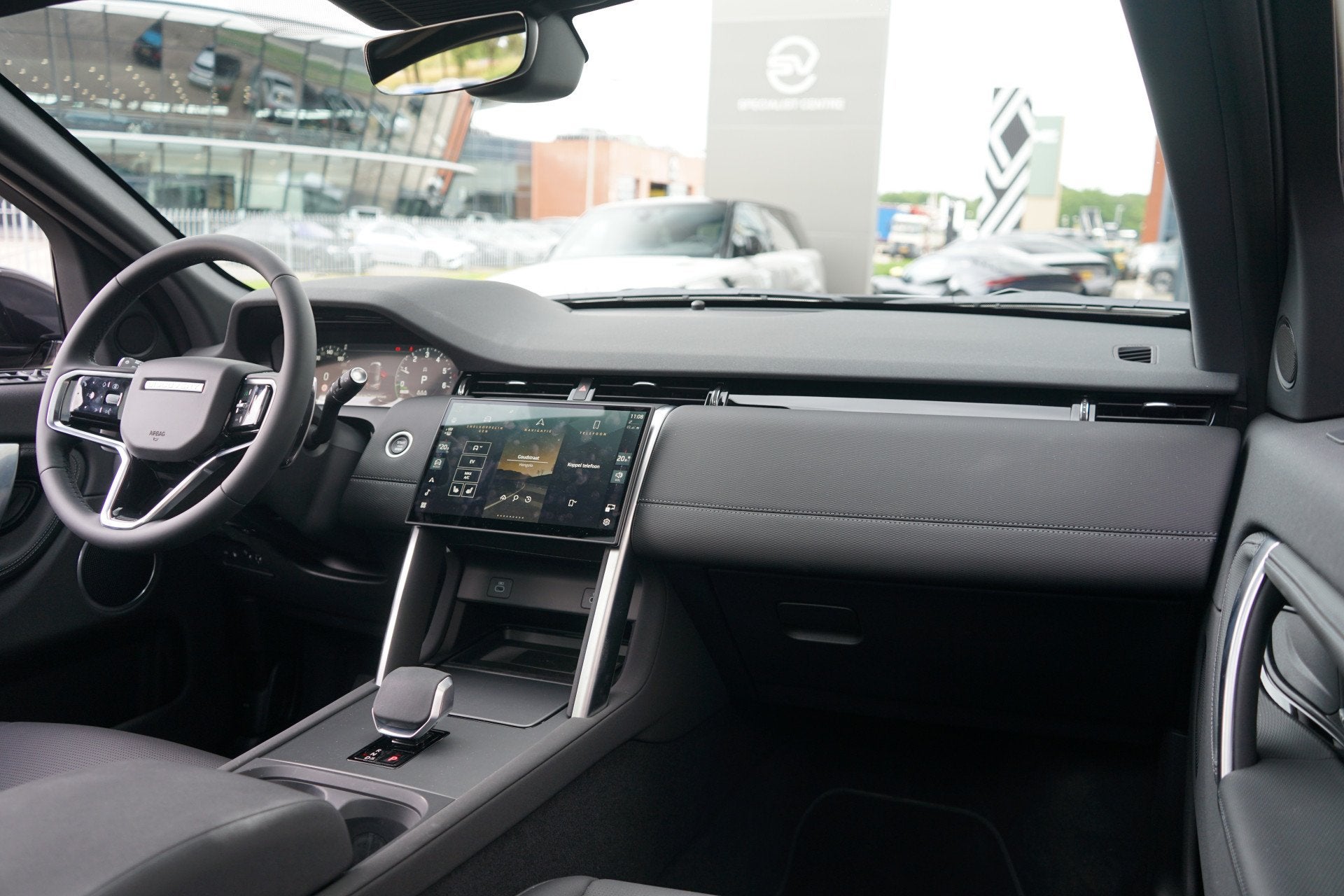 Land Rover Discovery Sport P270e PHEV Dynamic S | Afneembare, Discovery Sport, Bedrijf, Vierwielaandrijving, Hybride Elektrisch/Benzine