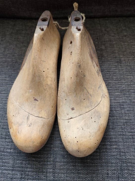 OUDE SCHOEN MALLEN, Ophalen of Verzenden