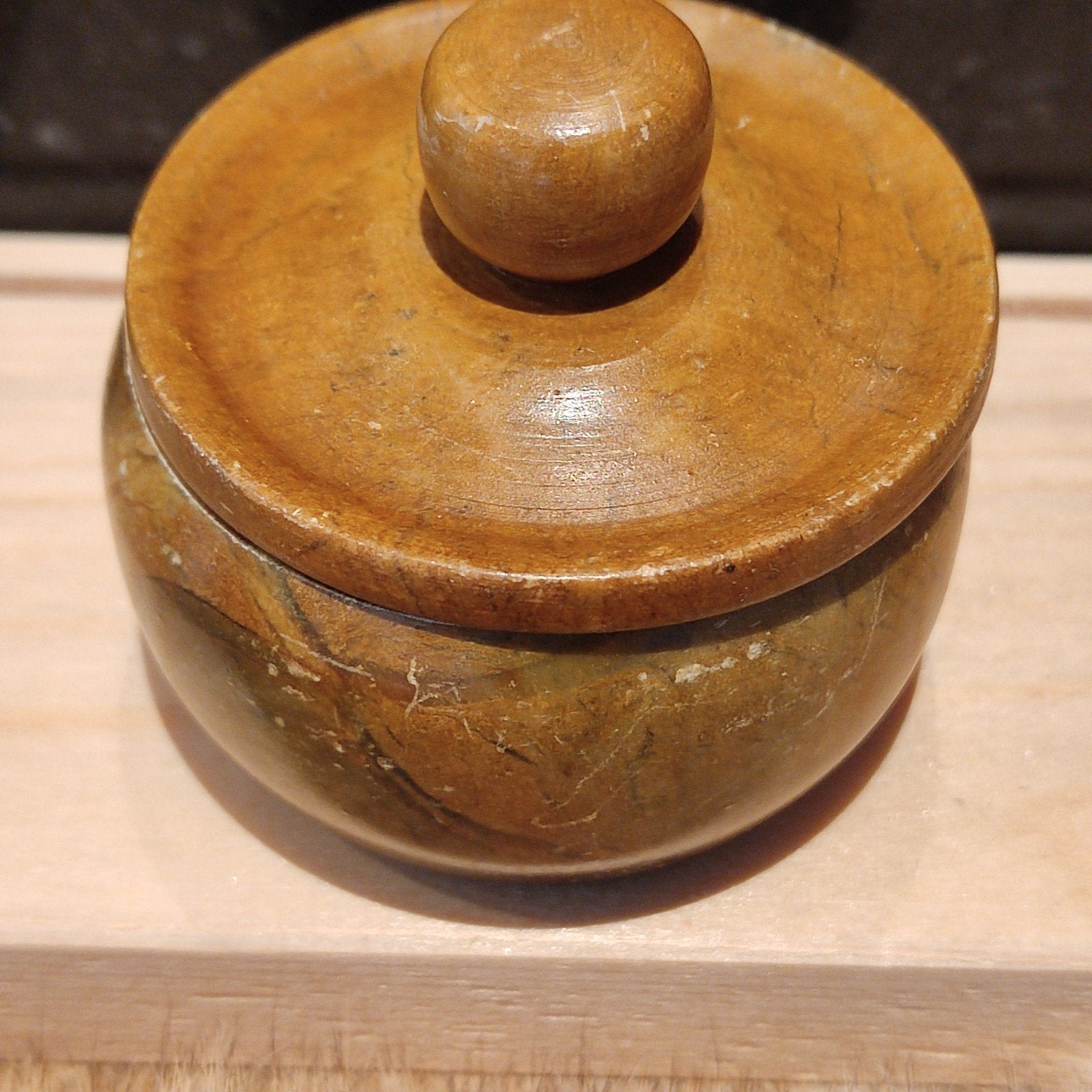 Decoratieve stenen potje  met deksel, Ophalen of Verzenden