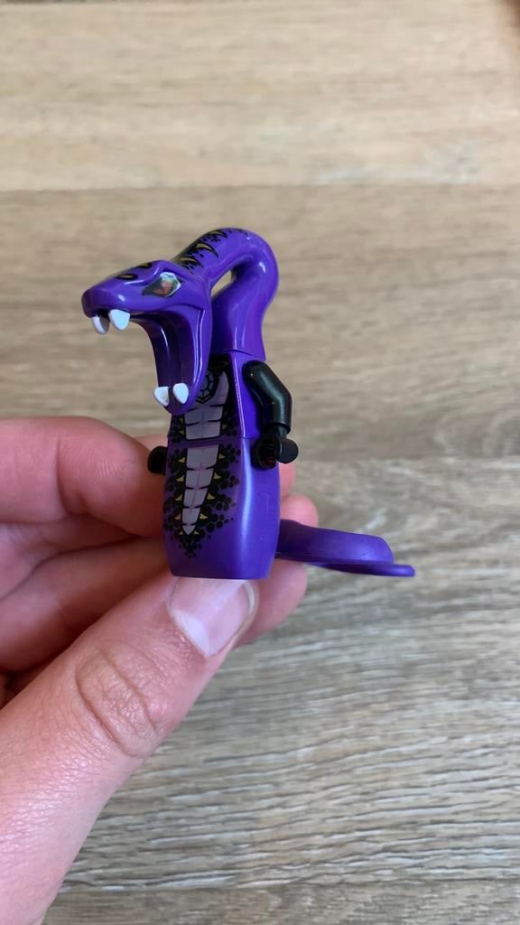Lego ninjago Pythor minifiguur chumsworth, Ophalen of Verzenden, Zo goed als nieuw, Overige materialen