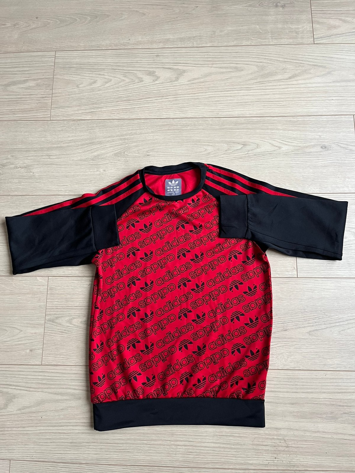 Adidas trui maat 12, Kinderen en Baby's, Ophalen of Verzenden, Zo goed als nieuw, Jongen of Meisje, Trui of Vest
