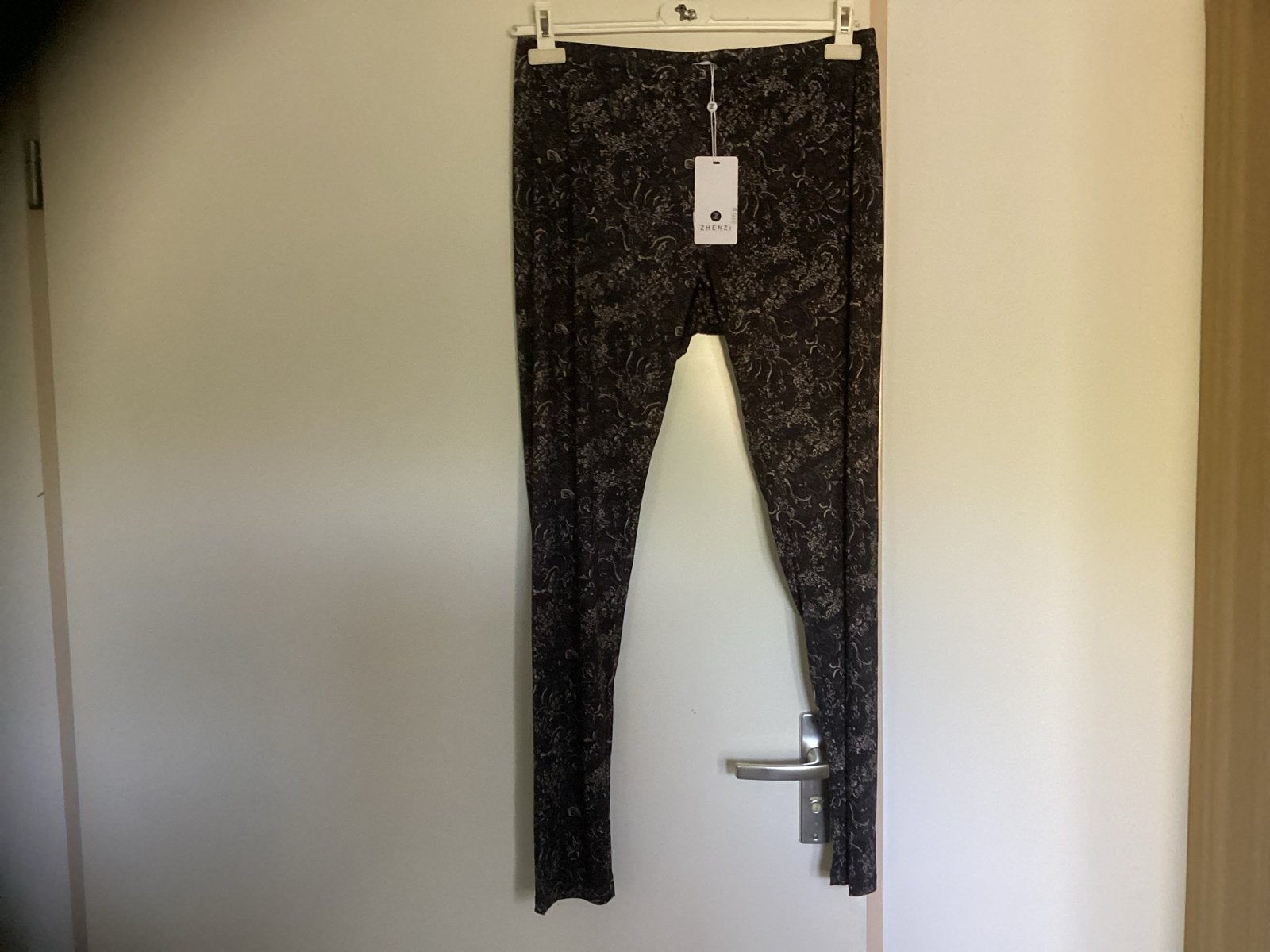 Zhenzi Legging Maat L - Zwart/Bruin Polyester/Elastan, Legging, Meerkleurig, Nieuw, Ophalen of Verzenden