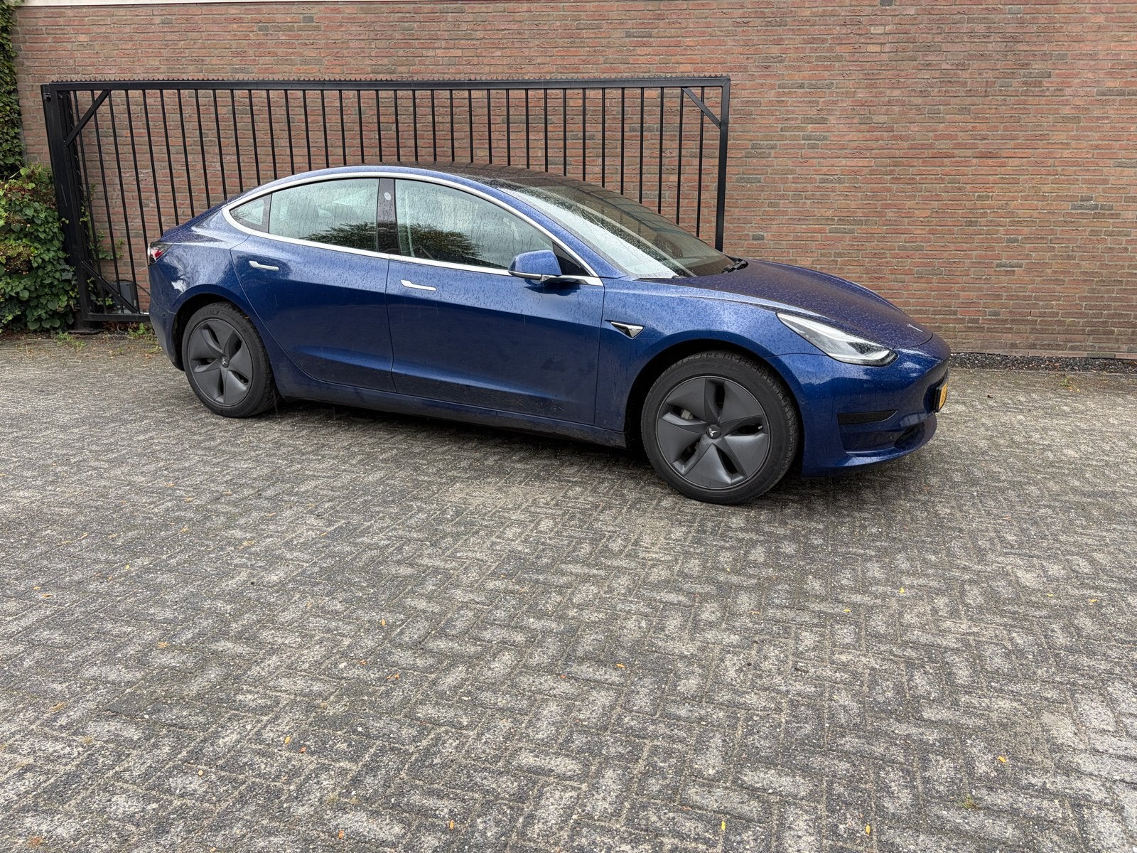 Tesla Model 3 Standard Range ACCU NET VERVANGEN DOOR TESLA, Automaat, Blauw, Origineel Nederlands, Elektrisch