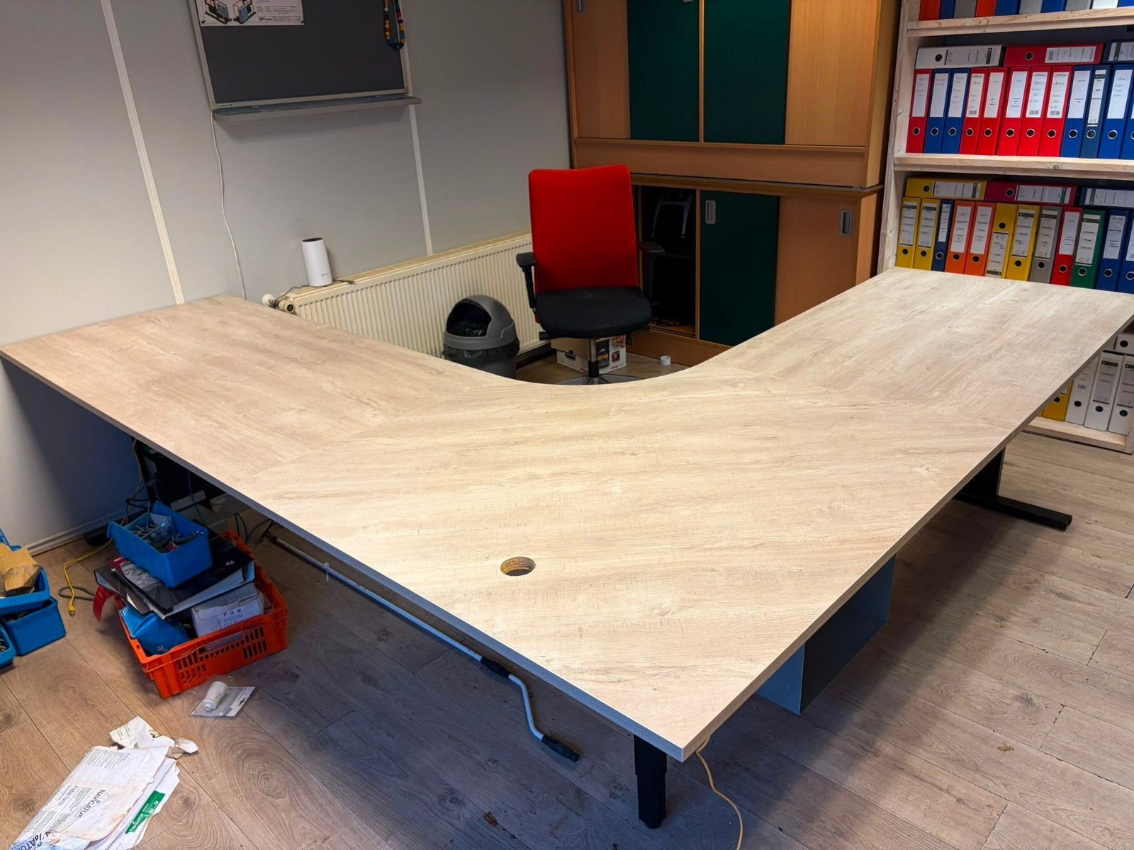 Mooi Bureau 240 x 280