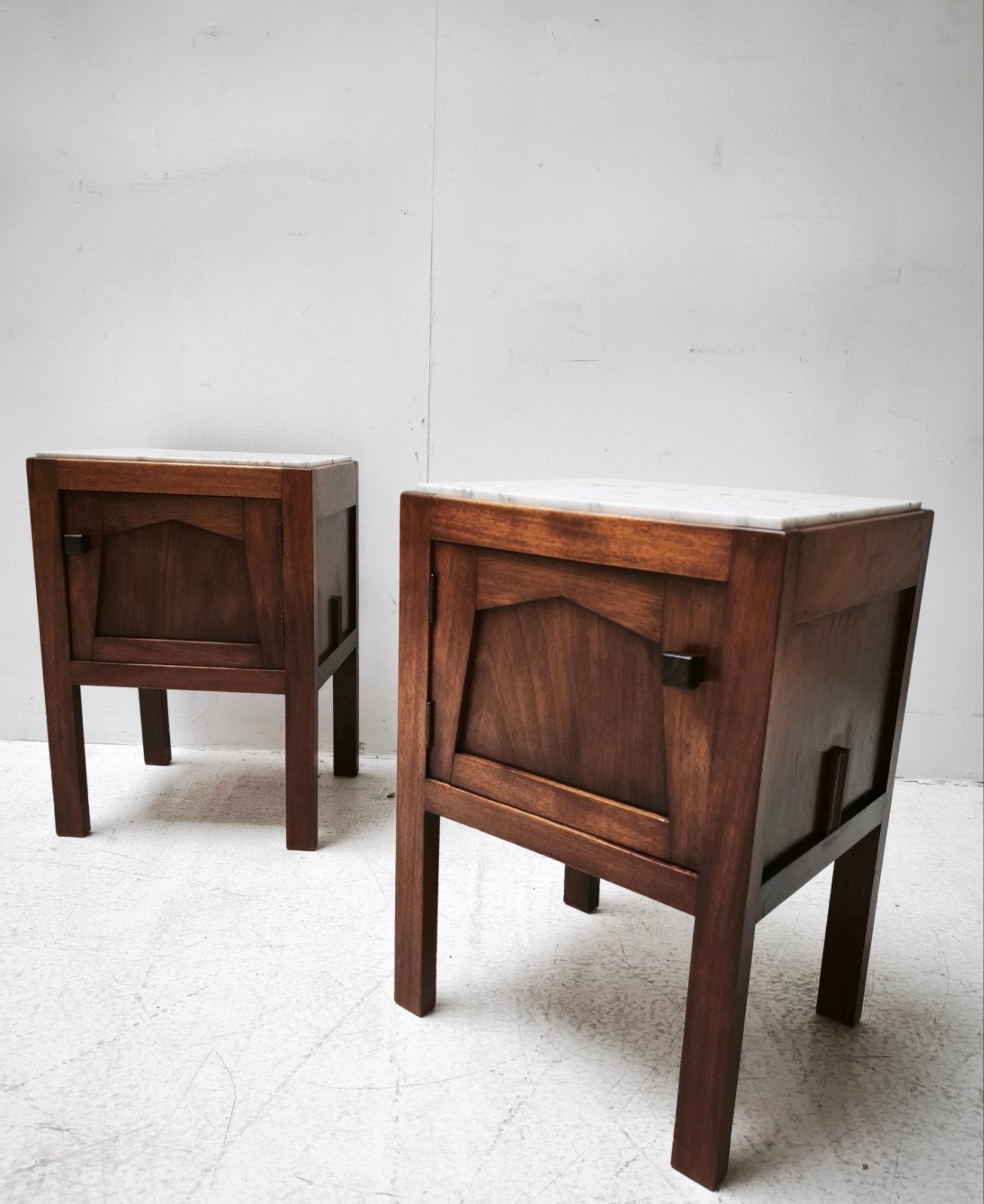 Set van 2 Art Deco Amsterdamse school nachtkastjes, Antiek en Kunst, Ophalen