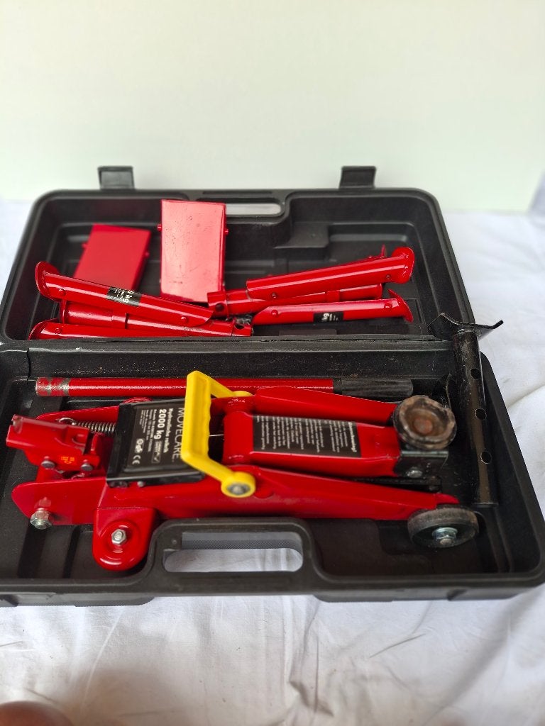 Handige garage krik in box met alle toebehoren, Ophalen, Zo goed als nieuw, Hydraulisch, Garagekrik
