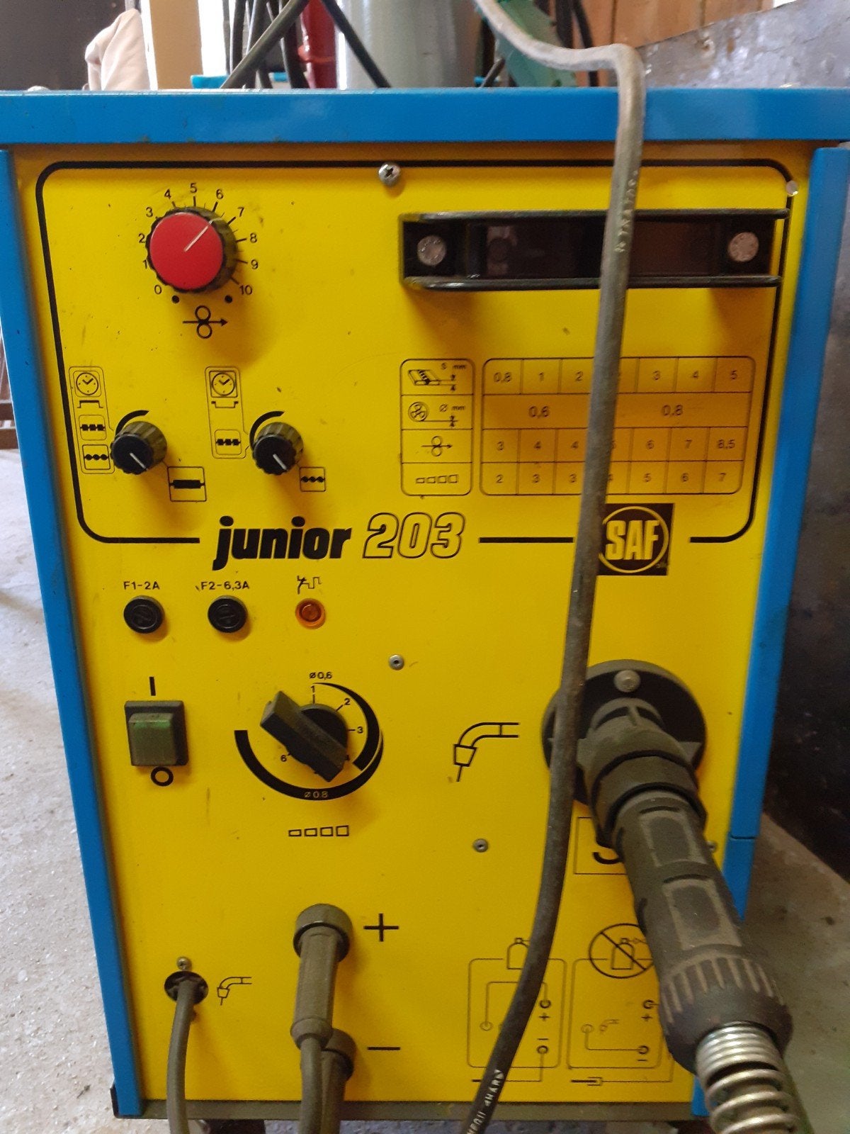 Mooi en goed SAF Junior 203 lasapparaat met krachtstroom, Ophalen, Gebruikt, 150 tot 250 ampère, Co2