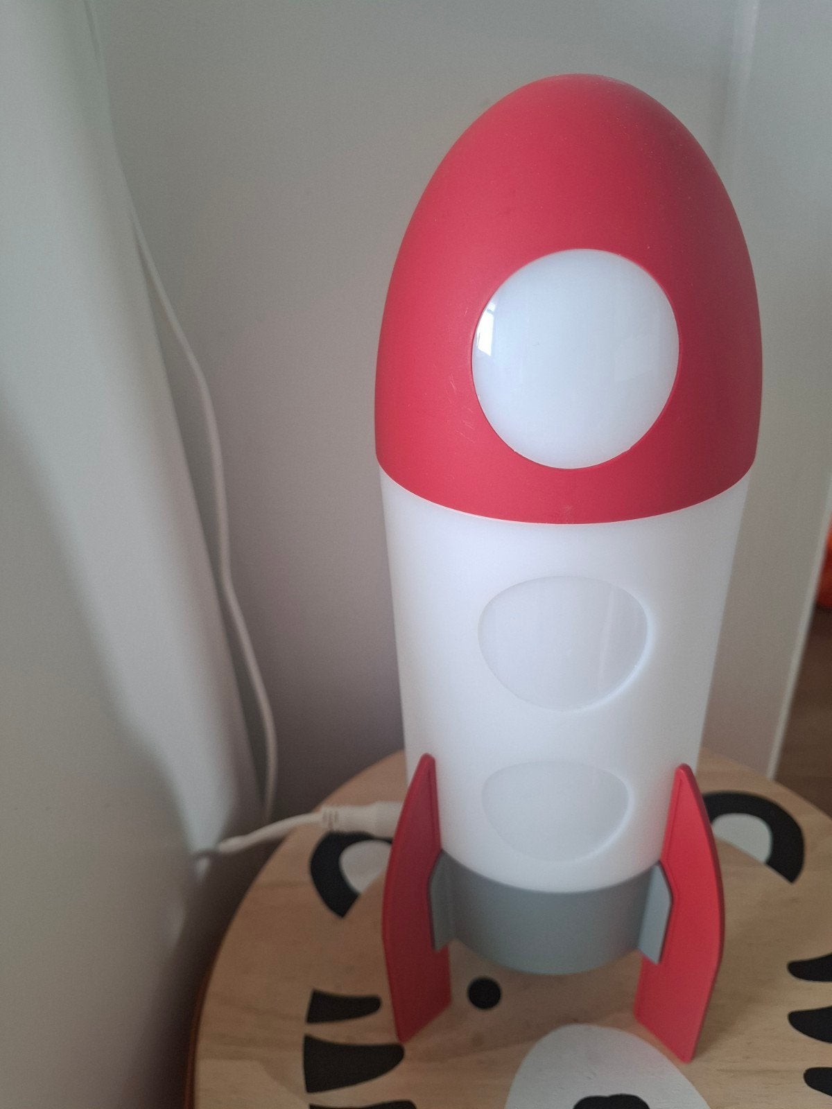 IKEA Raket Lamp - Meerkleurig Nachtlampje voor Kinderkamer, Ophalen, Gebruikt, Meerkleurig, IKEA
