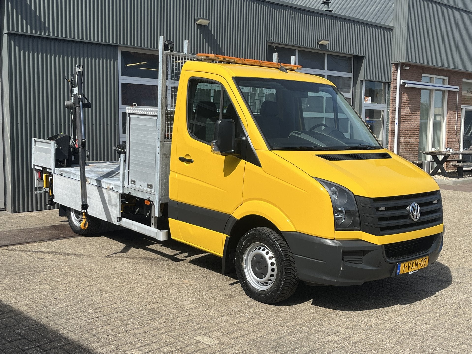 Volkswagen Crafter 35 2.0 TDI L2H1 HIAB Laadkraan 013T Hijsh, Euro 5, Gebruikt, Zwart, Volkswagen