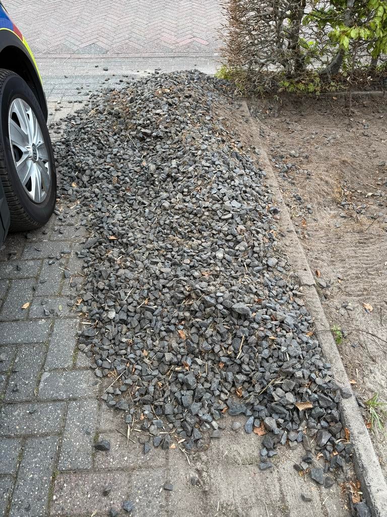 Basalt split 8-16mm voor ca. 15m2 - Gratis af te halen, Ophalen, Gebruikt, Split, Basalt