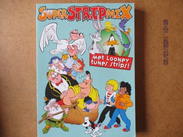 adv4910 super strip mix, Eén stripboek, Ophalen, Gelezen