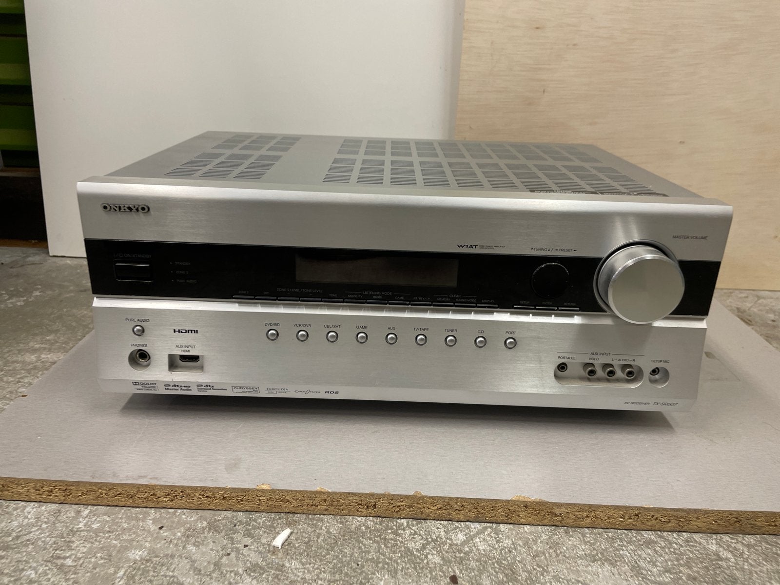 Onkyo TX-SR607 AV Receiver - Zilverkleurig, Audio, Tv en Foto, Gebruikt, Ophalen of Verzenden, 120 watt of meer, Onkyo