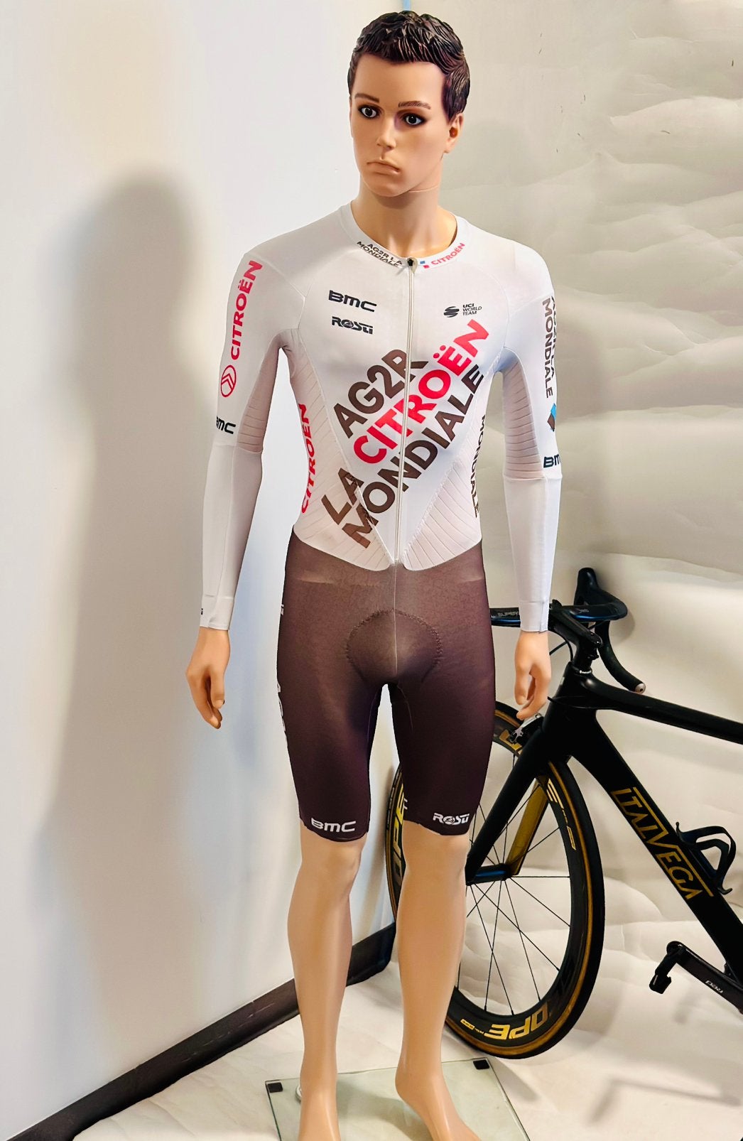 Wielrenkleding wielrenpak snelpak speedsuit maat M AG2R, Gebruikt, Ophalen of Verzenden, Bovenkleding, Heren