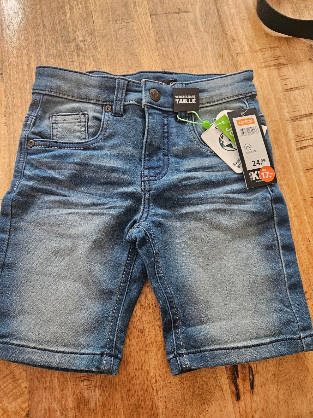 Nieuwe Kids spijkerbroek korte broek maat 122, Ophalen of Verzenden, Nieuw, DNM Kids, Jongen