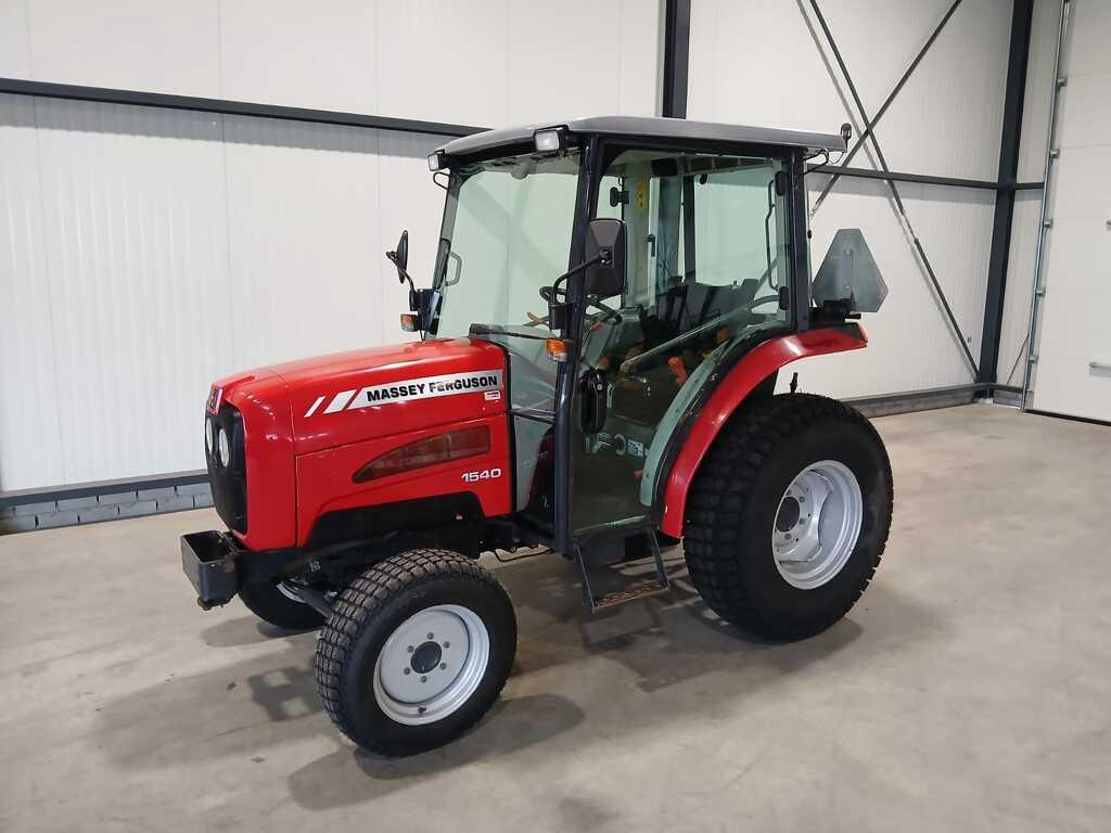 Massey Ferguson 1540, AGCO Inter, Info@masseyferguson.com, Johann-Georg-Fendt-Straße 4
87616  Marktoberdorf, DE, Overige typen
