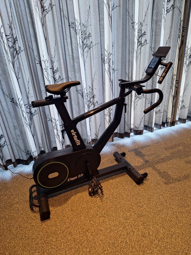 VirtuFit Etappe 2.0i Elektrische Spinningfiets, Sport en Fitness, Ophalen, Spinningfiets, Zo goed als nieuw, Metaal