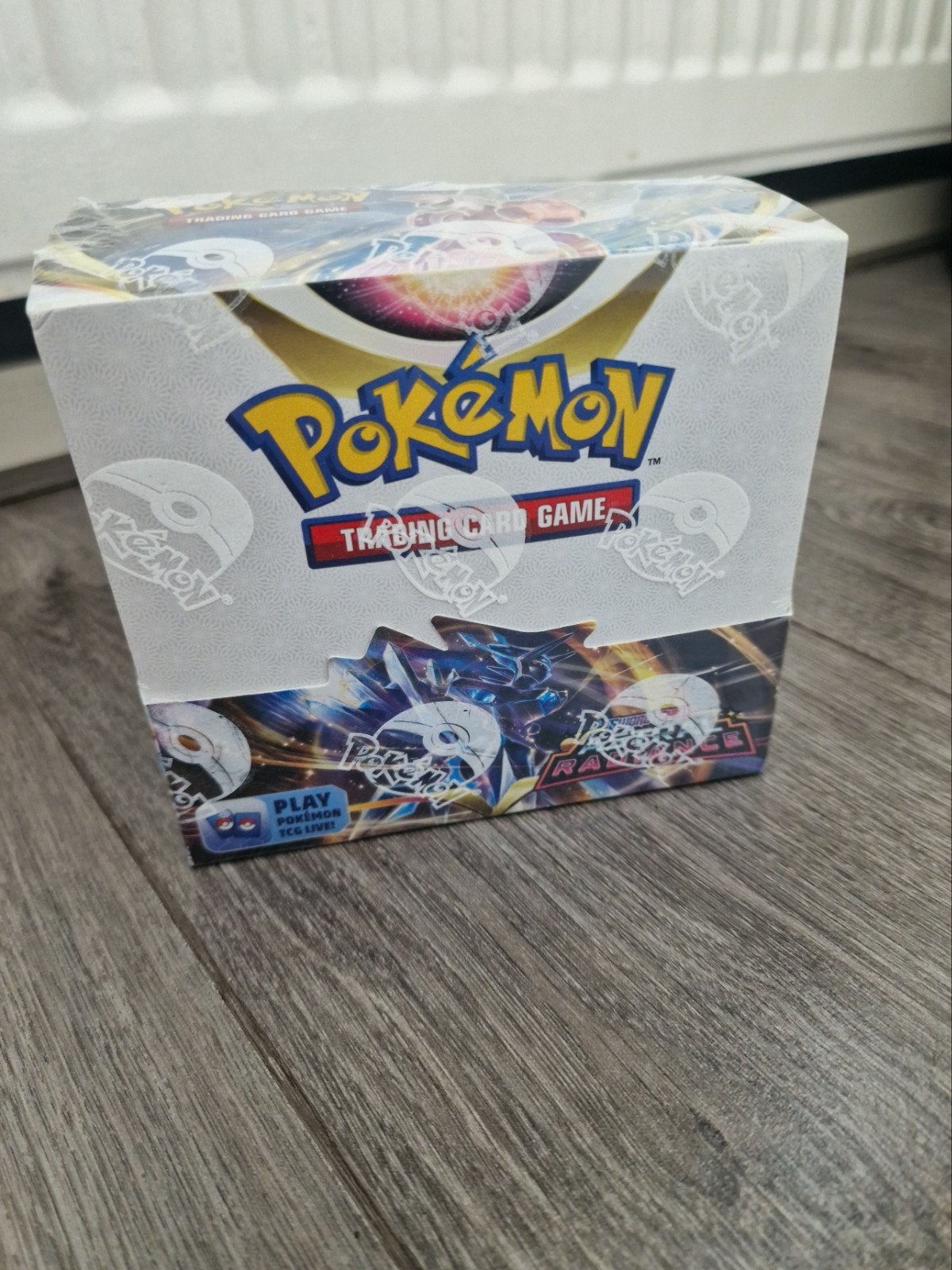 Pokémon Sword & Shield Astral Radiance Boosterbox!, Ophalen, Zo goed als nieuw, Boosterbox, Foil