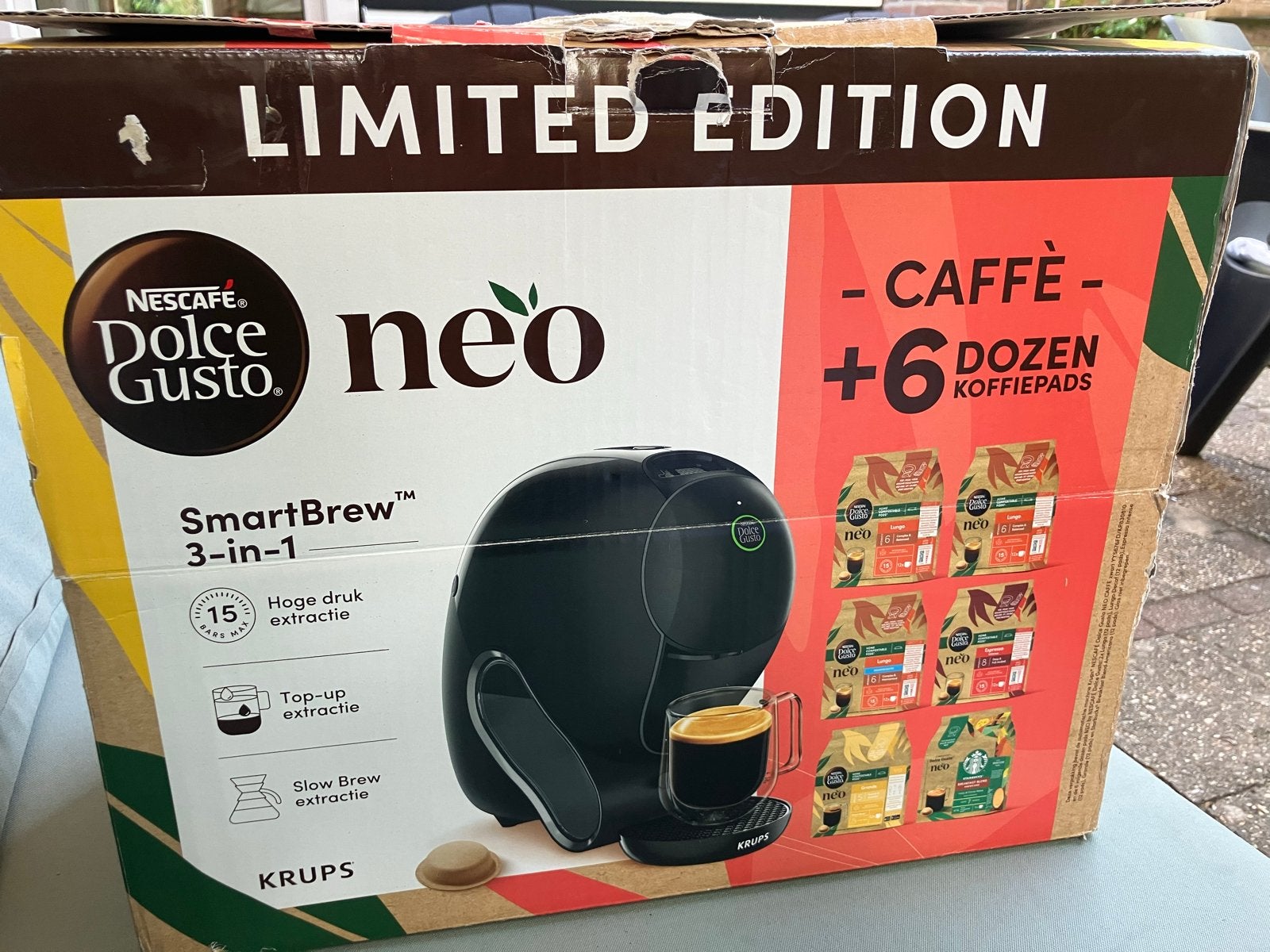 Nescafé Dolce Gusto Neo koffiemachine, Ophalen of Verzenden, Zo goed als nieuw, Koffiemachine, Koffiepads en cups