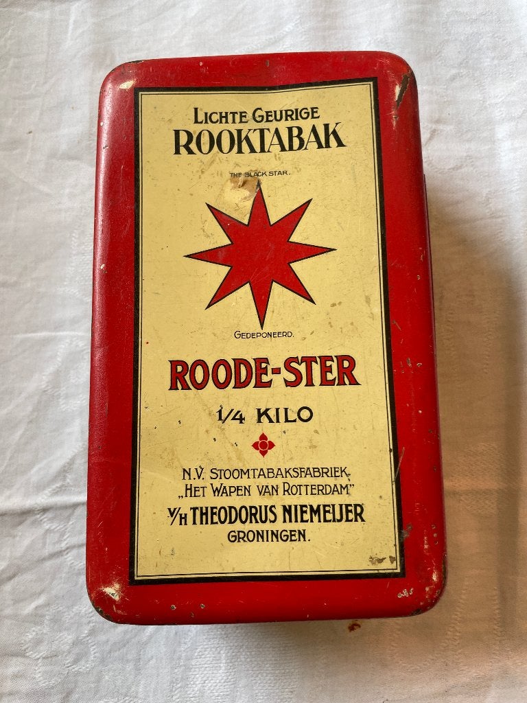 Tabaksblik van Roode Ster, Verzamelen, Ophalen of Verzenden, Gebruikt, Sigarenbandjes