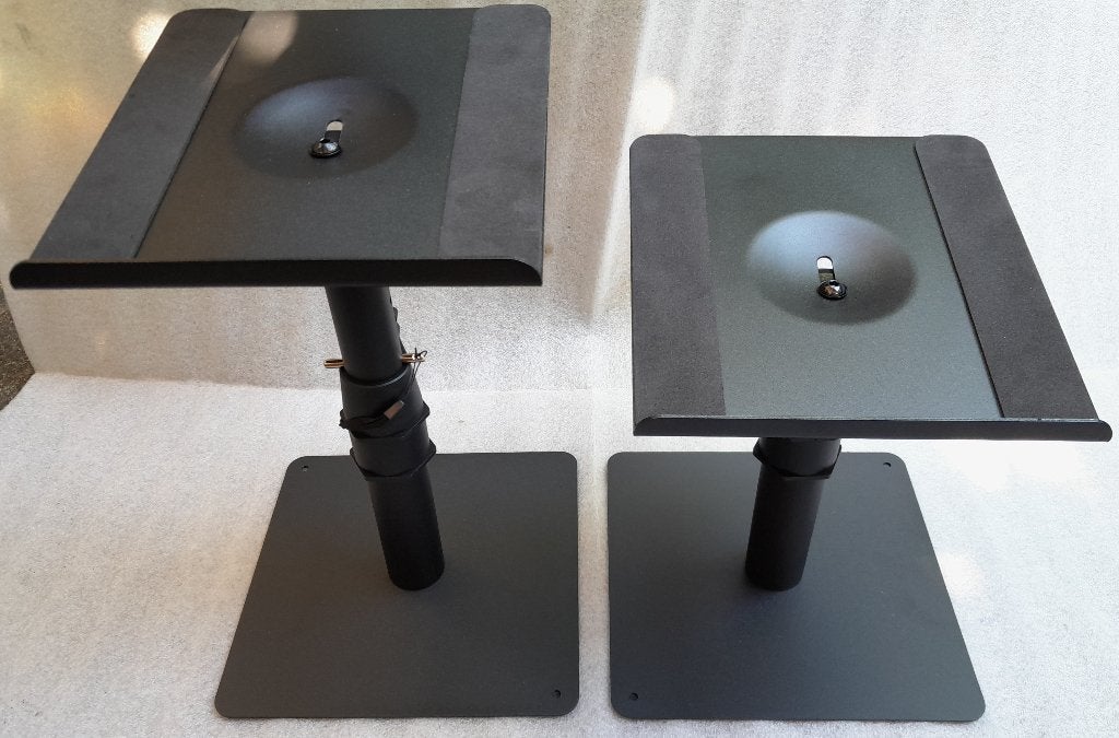 Verstelbare speaker / monitor standaards stands met tilt, Muziek en Instrumenten, Standaards, Verzenden, Zo goed als nieuw, Speaker