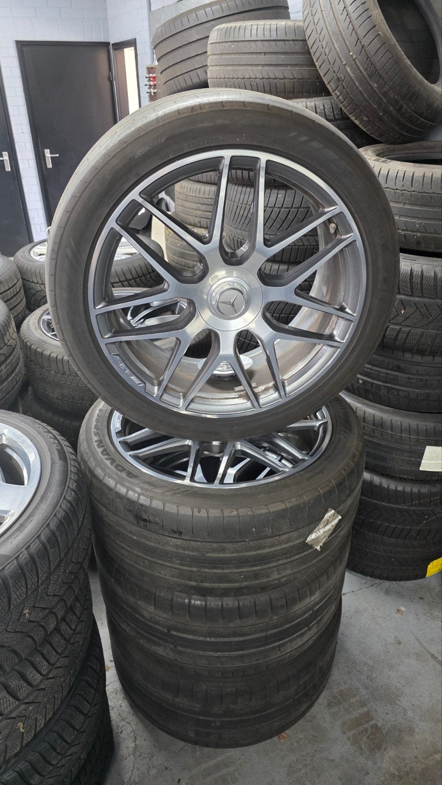 Mercedes G-Klasse AMG 22 inch breedset Yokohama zomerbanden, Ophalen, Gebruikt, Mercedes-Benz