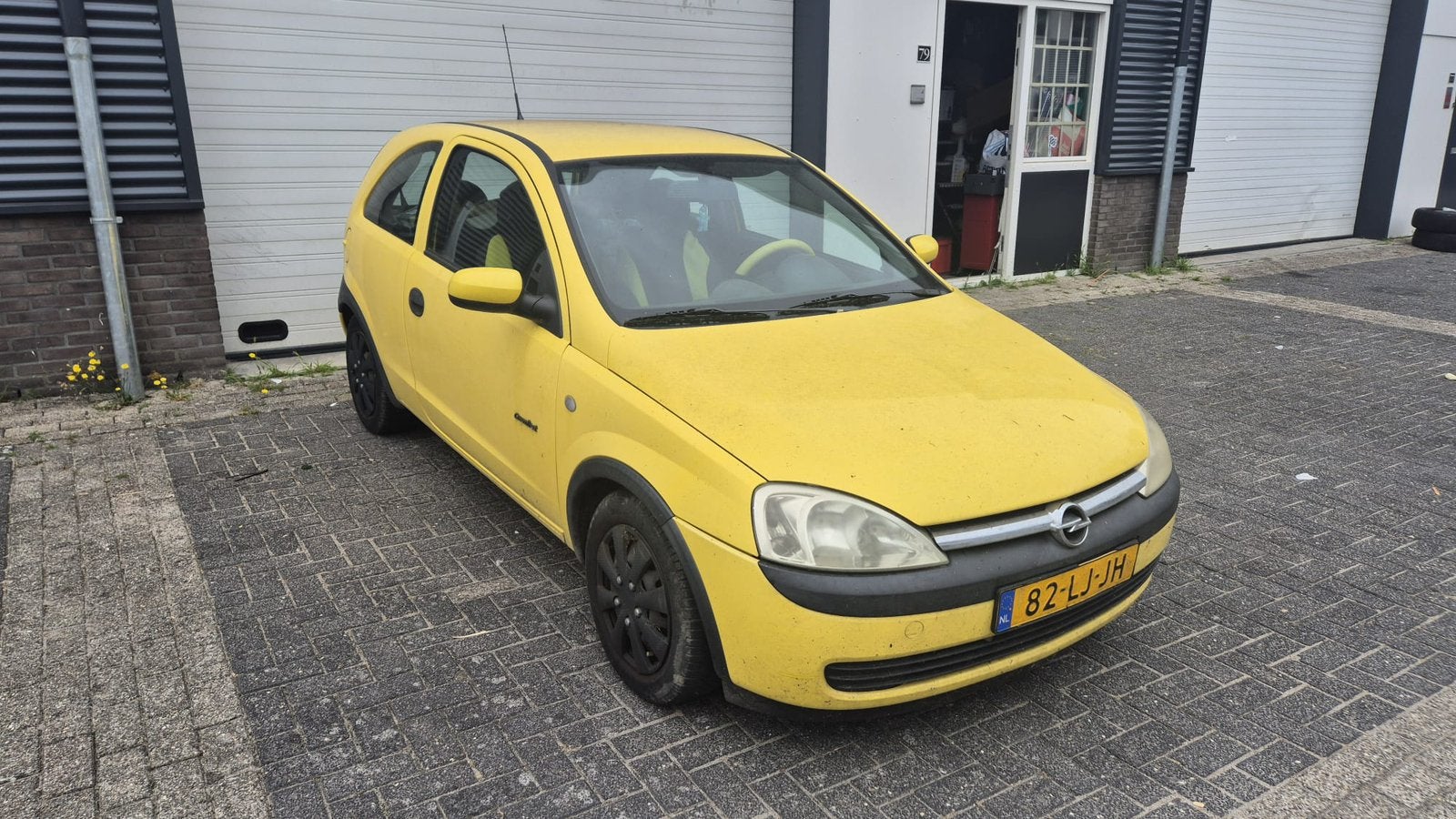 Opel Corsa 1.2 16V 3D 2003 Geel, Ophalen, Opel
