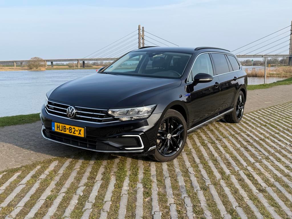 Passat hybride GTE 1.4 TSI 273 PK”, Auto's, Zwart, Zwart, Plug-in hybride, Passat