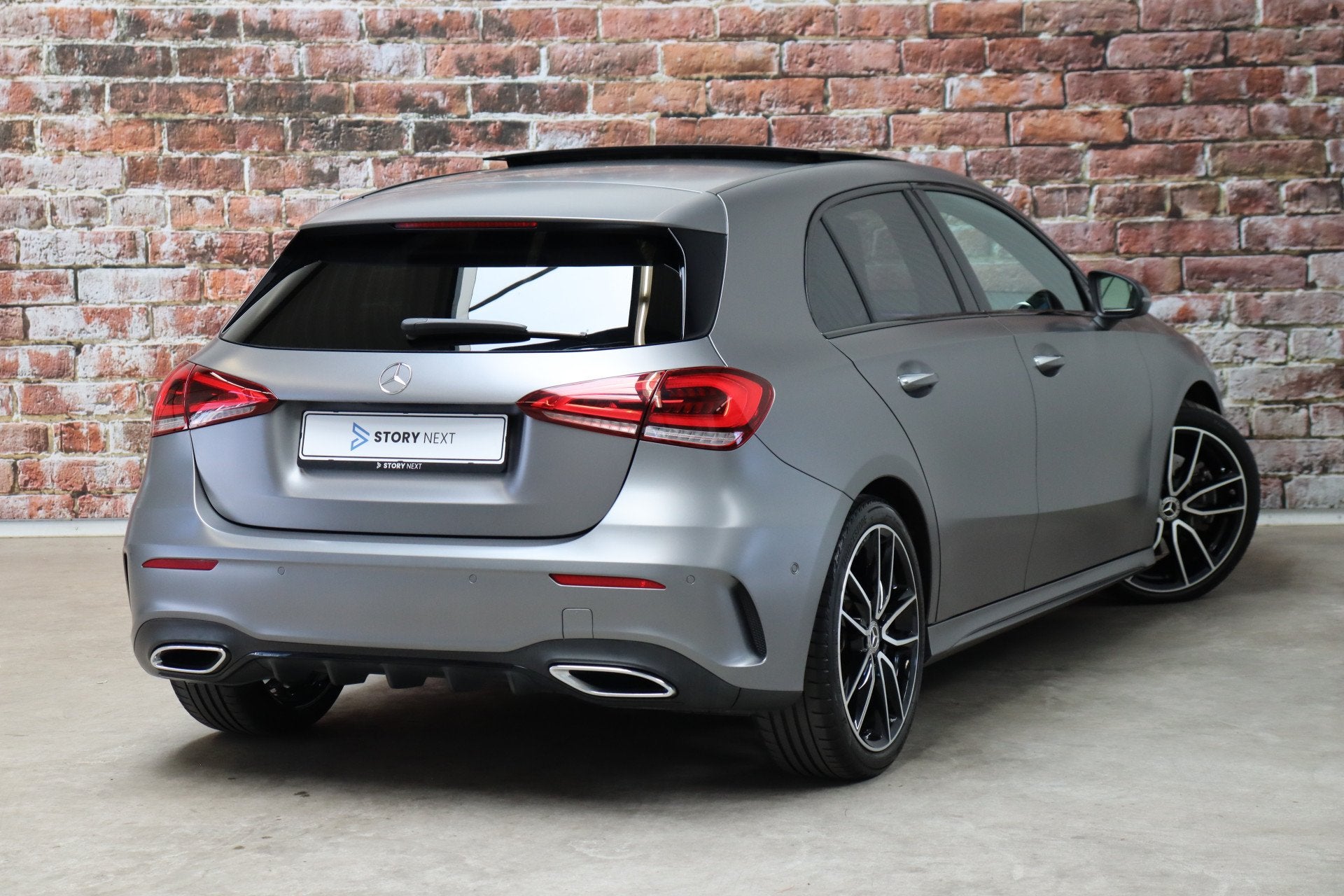 Mercedes-Benz A-Klasse 220 Launch Edition Premium Plus Autom, Dealer onderhouden, Gebruikt, Origineel Nederlands, Bedrijf