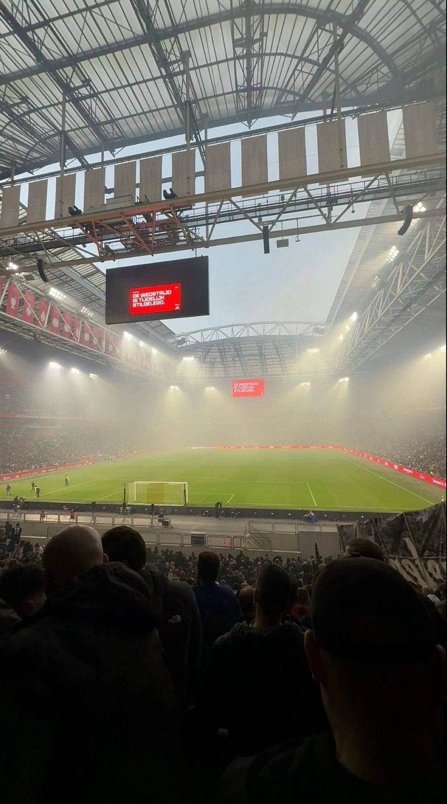 Kaartje gezocht f side ajax psv, Eén persoon
