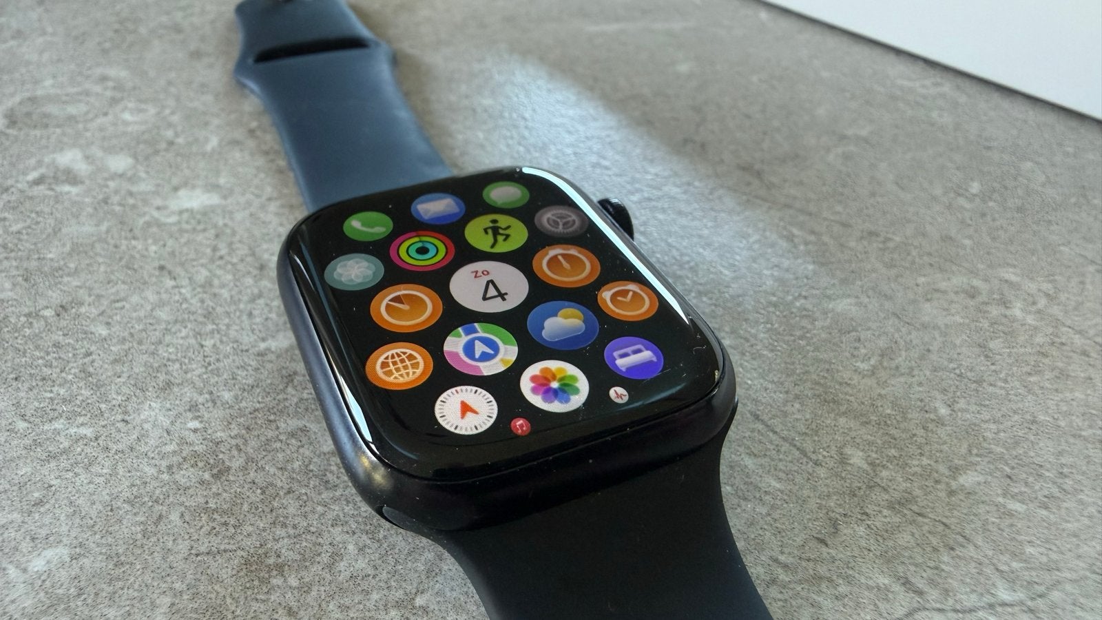Apple Watch 8 met M/L bandje, Afstand, Zwart, IOS, Ophalen of Verzenden