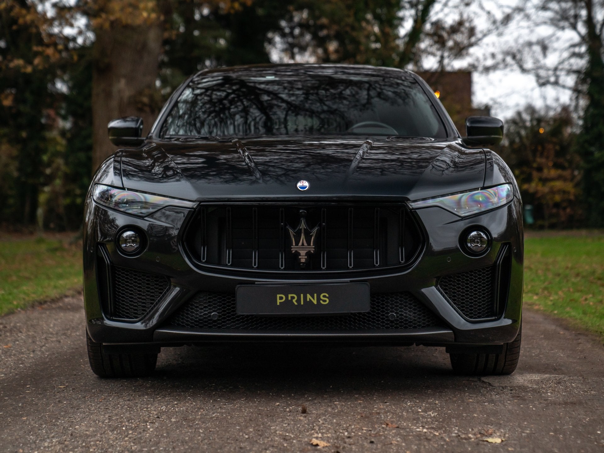 Maserati Levante 3.8 V8 Trofeo | Facelift | Pano-dak | Carbo, Auto's, Automaat, Dealer onderhouden, Gebruikt, Panoramadak