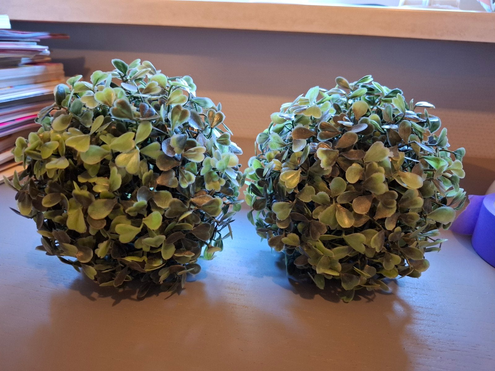 2) 2x Buxus bollen - doorsnede 15 cm, Binnen, Kunstplant, Ophalen of Verzenden, Kunststof