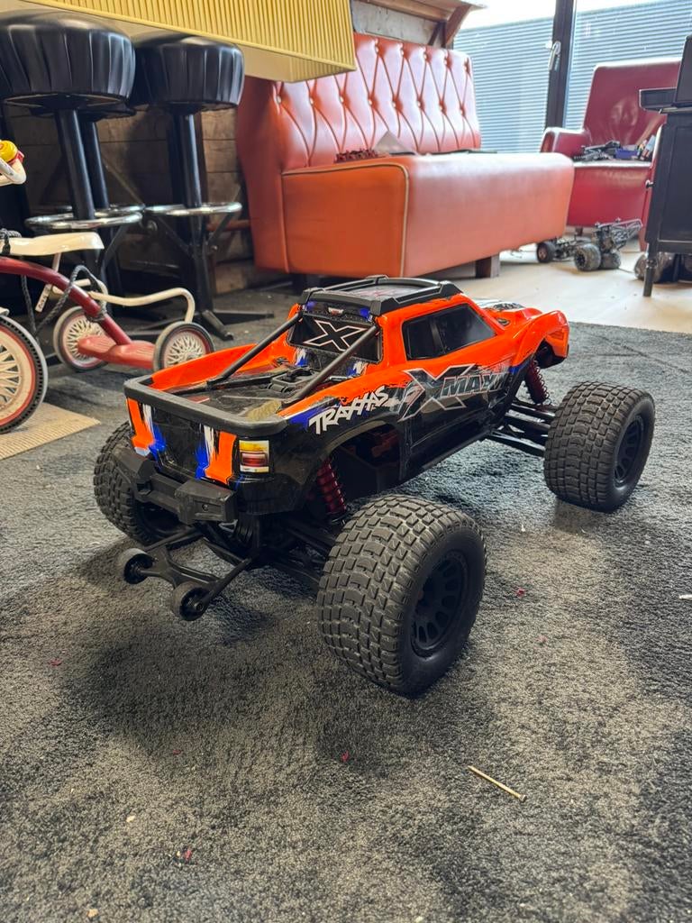 Traxxas X-Maxx, Hobby en Vrije tijd, Modelbouw | Radiografisch | Auto's, Ophalen, Zo goed als nieuw, Overige schalen, Auto offroad