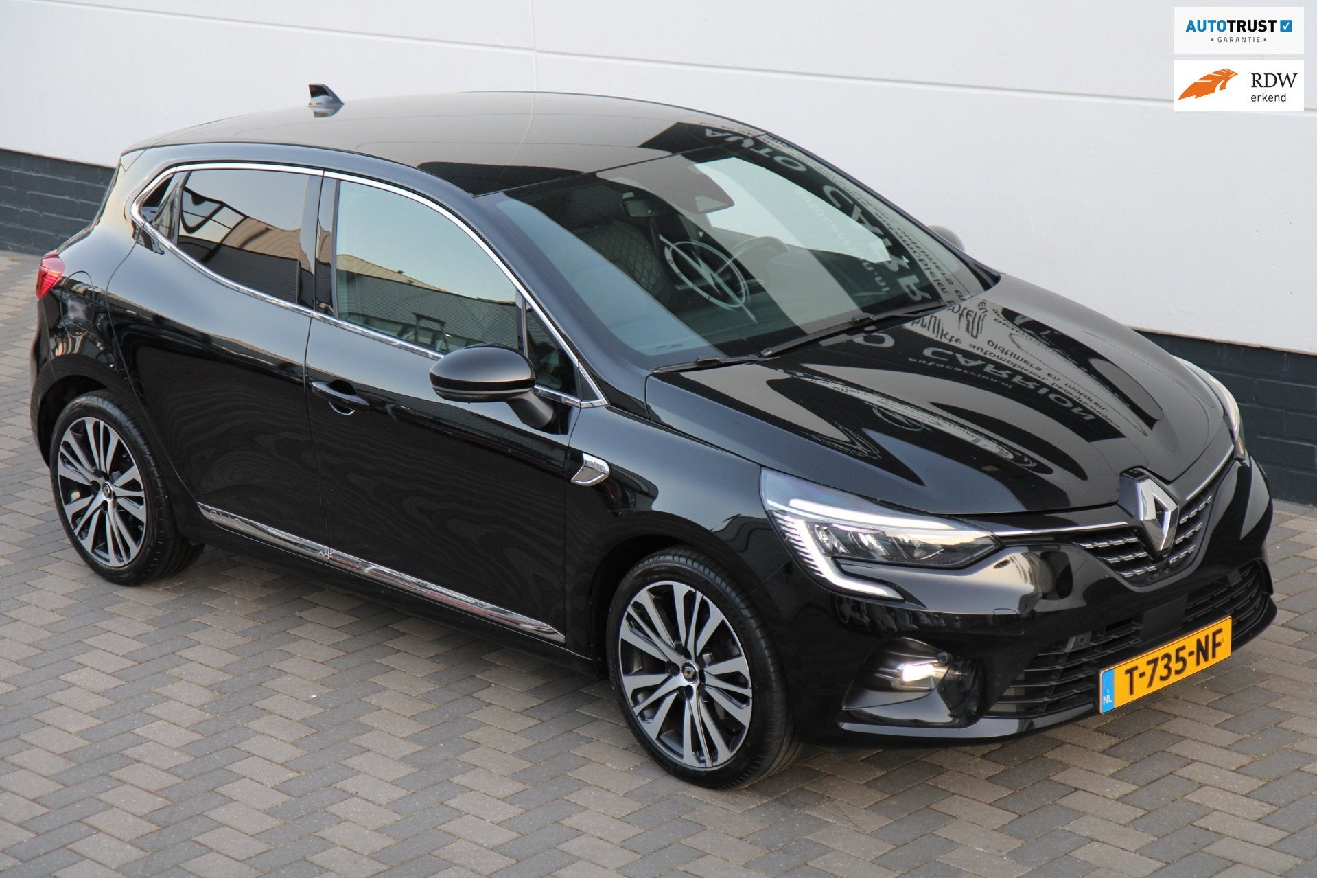 Renault Clio 1.3 TCe Initiale Paris Carplay Leder LED LUXE !, Auto's, Renault, Gebruikt, 4 cilinders, 1133 kg, Bedrijf
