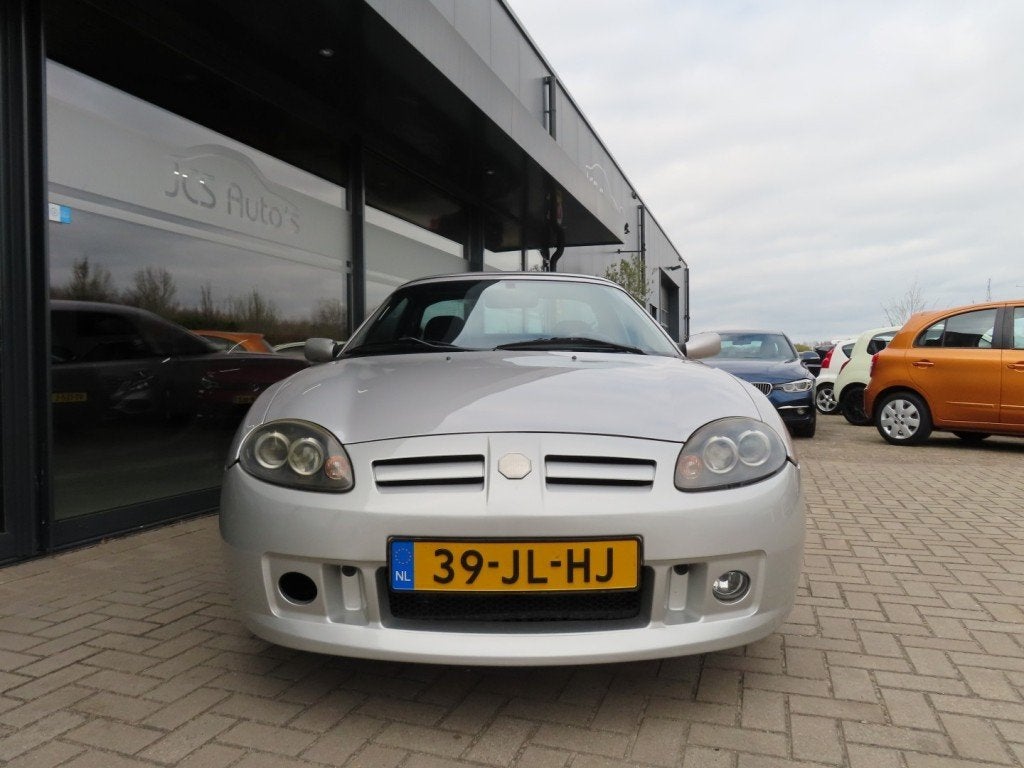 Mg TF 1.8 TF 135 Hard Top Soft Top 2002, 13 km/l, 4 cilinders, Cabriolet, 1796 cc