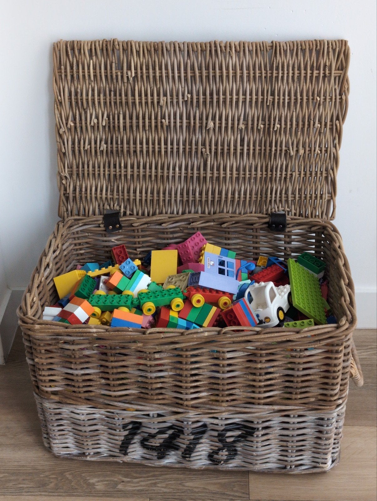 Grote mand vol diverse Lego Duplo blokken, Ophalen, Gebruikt, Duplo, Inclusief accessoires
