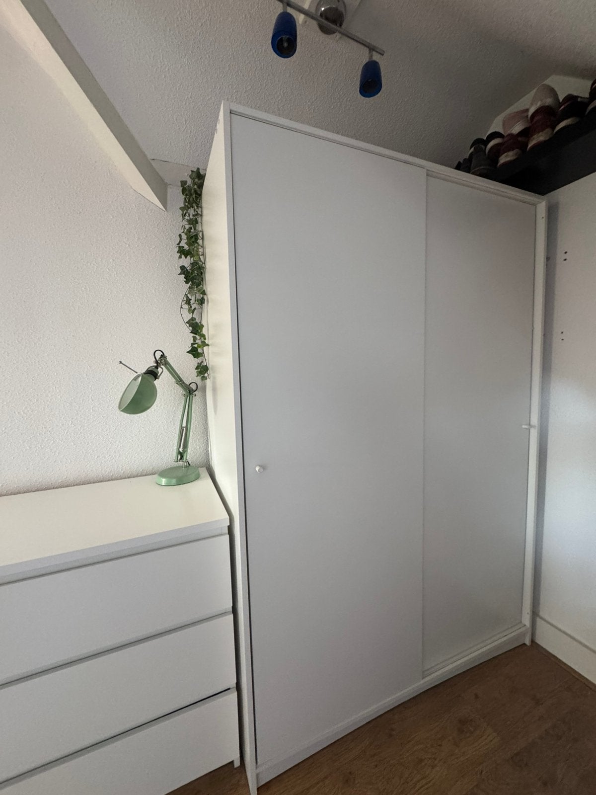 IKEA Kleppstad schuifdeurkast, Huis en Inrichting, Kasten | Kledingkasten, Zo goed als nieuw, 150 tot 200 cm, 100 tot 150 cm, 50 tot 75 cm