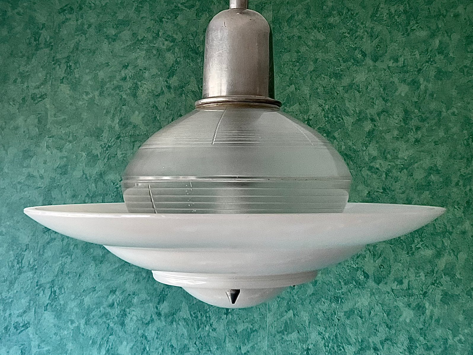 50’s Art Deco Holophane UFO Hanglamp. Schaal OPALINE Ø 46 CM, Ophalen, Gebruikt, Hanglamp, 46 cm