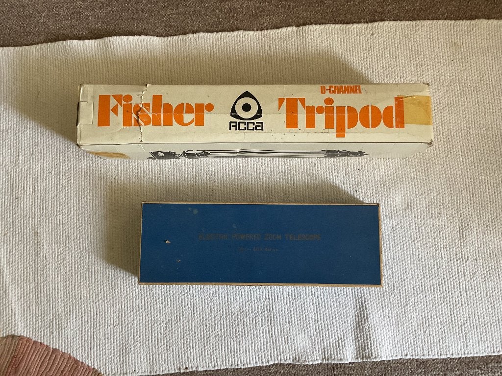 Telescope met statief van Fisher voor een huis met uitzicht, Audio, Tv en Foto, Optische apparatuur | Telescopen, Lenzentelescoop (refractor)