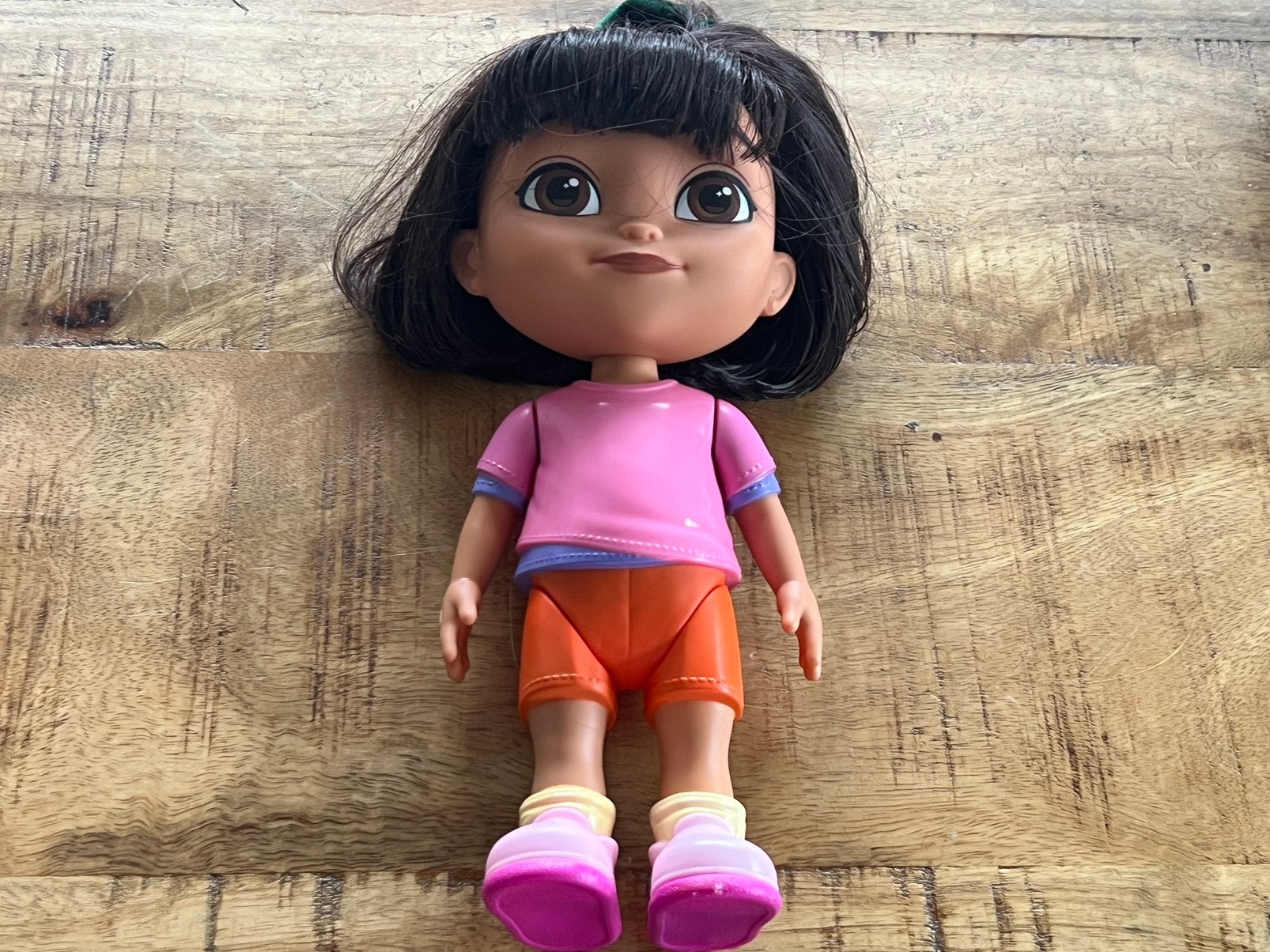 Dora Pop, Ophalen of Verzenden, Zo goed als nieuw