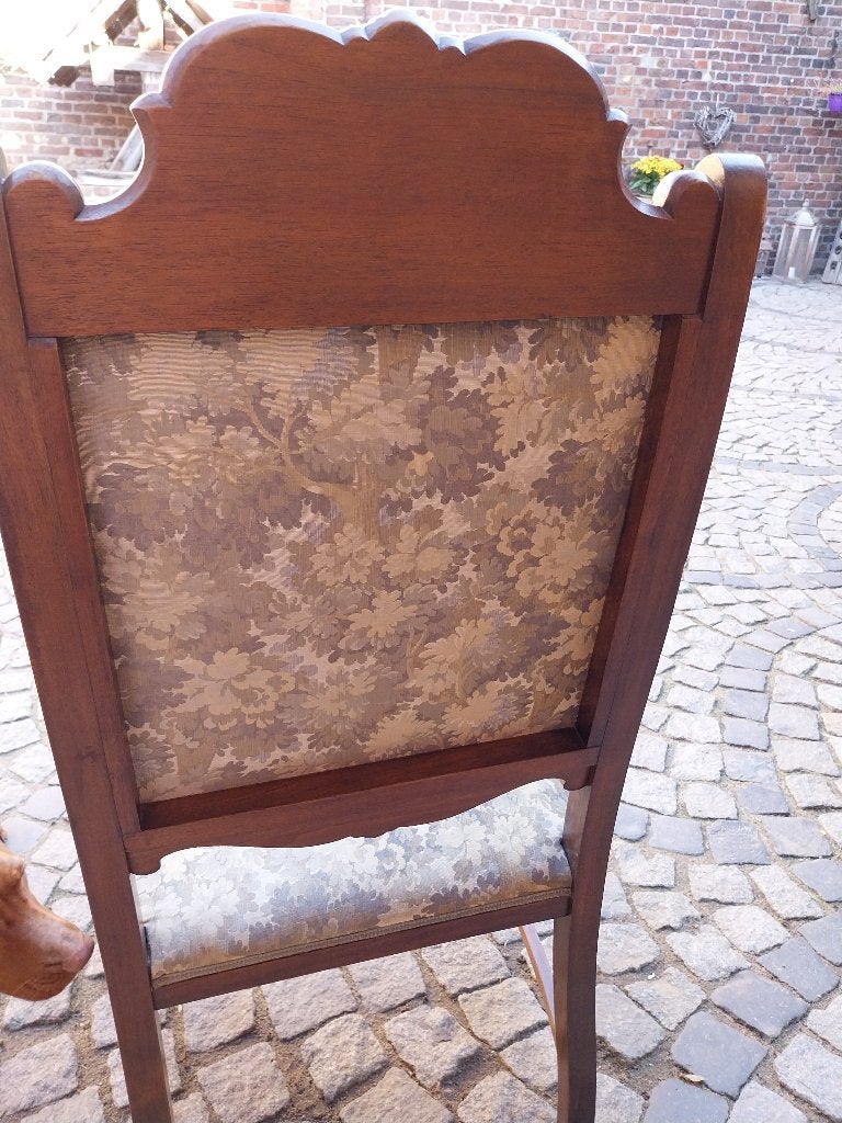 Antieke stoel met armleuningen en houtsnijwerk, Antiek en Kunst, Ophalen
