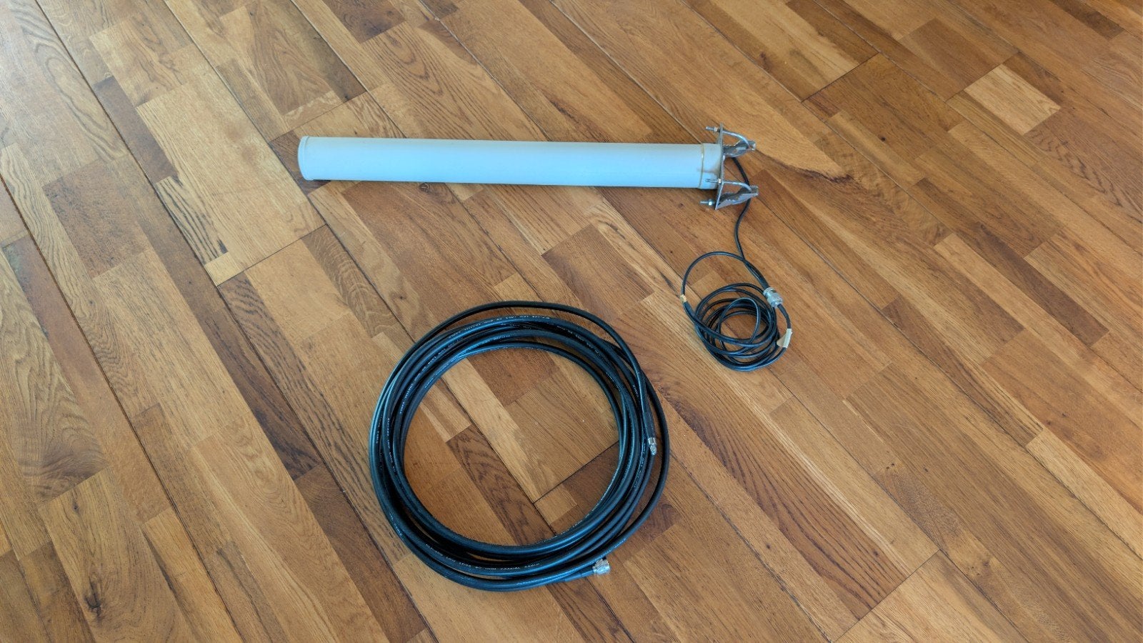 Yagi Antenne 2.4GHz 16dBi met N-Jack en 10 meter Coax Kabel, Ophalen, Gebruikt, Antenne