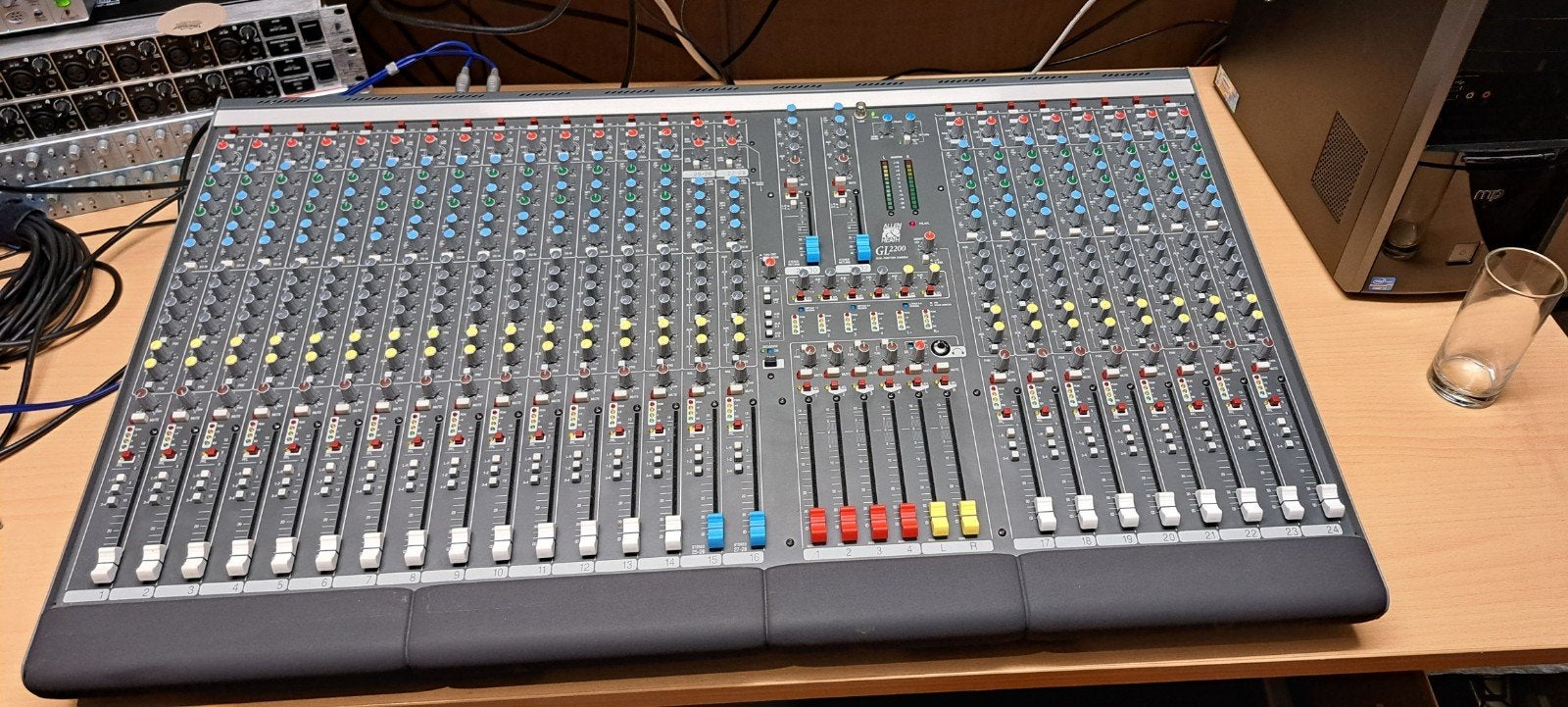Allen & Heath, Muziek en Instrumenten, Ophalen of Verzenden, Zo goed als nieuw, 20 kanalen of meer